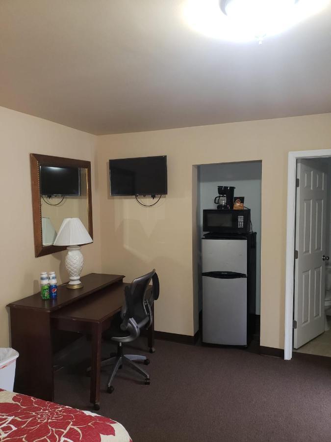 Clarysville Motel Frostburg Buitenkant foto