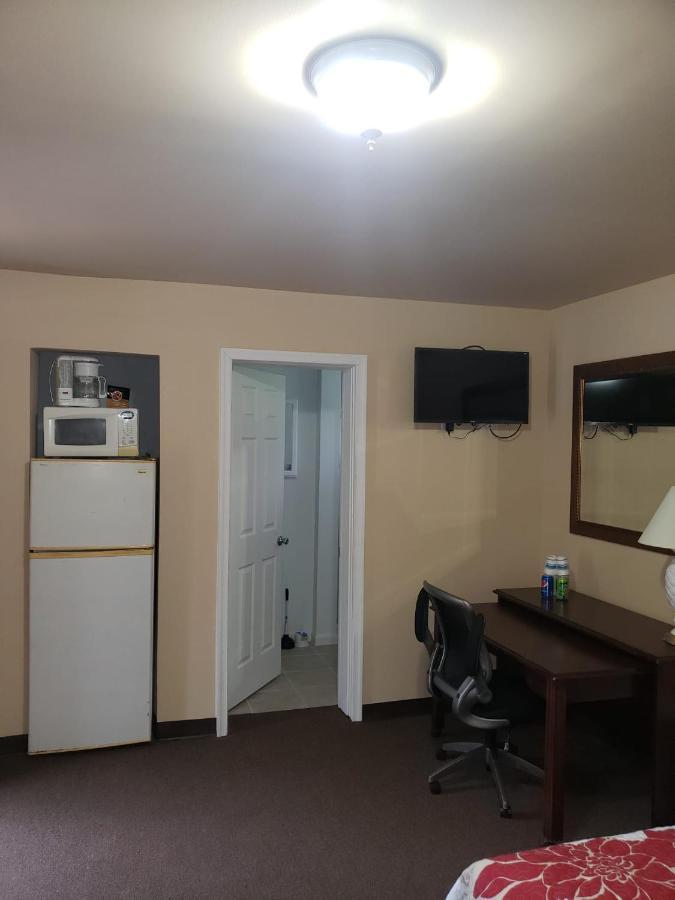 Clarysville Motel Frostburg Buitenkant foto