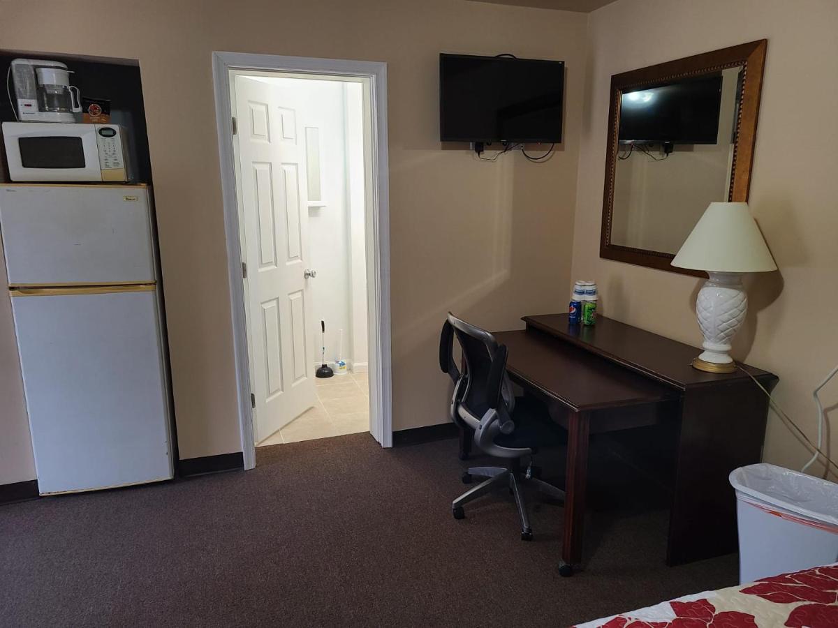 Clarysville Motel Frostburg Buitenkant foto