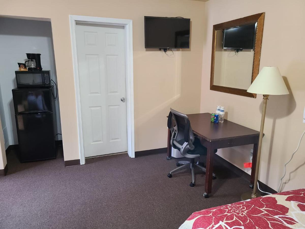 Clarysville Motel Frostburg Buitenkant foto