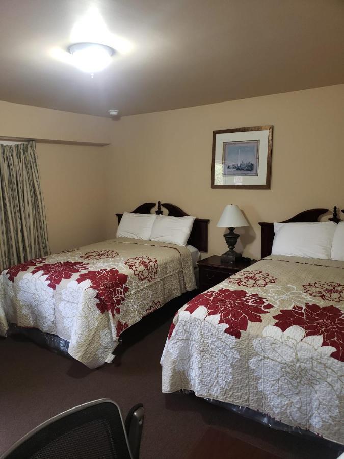 Clarysville Motel Frostburg Buitenkant foto