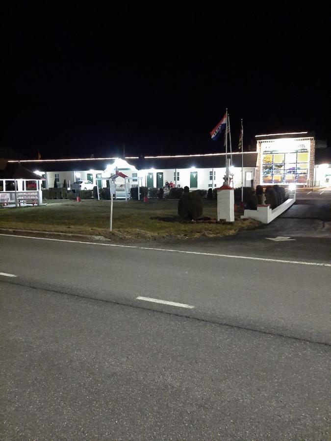 Clarysville Motel Frostburg Buitenkant foto